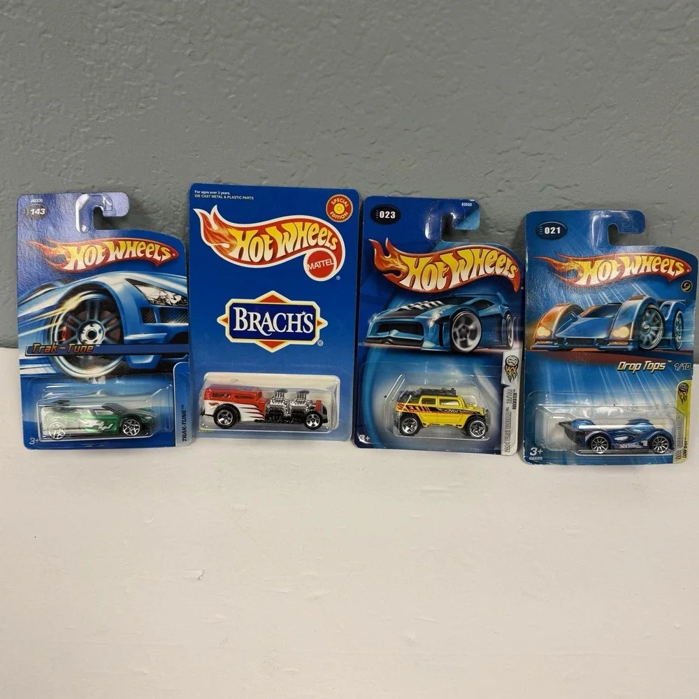 Hot Wheels Bent‎ Cards Still Sealed Lot Of 4 Various Models